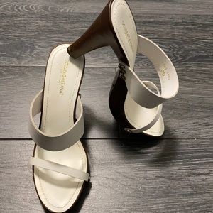 Dolce & Gabbana size 9 white leather and wood heels.  4.5” heel